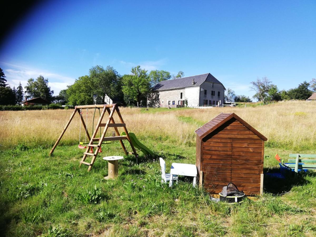 Gite Les Chaumeix Prondines Eksteriør billede